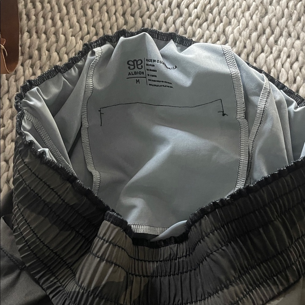 Albion Camo Away Skirt Size:M - Picture 6 of 6